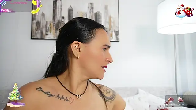 Sara Charmy online show from 12-20-25, 10:56