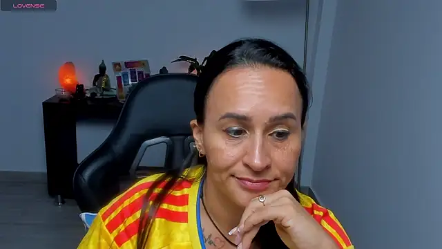 Snapshot of Sara_Charmy chatting on 07-07-26, 11:19 Sara Charmy online show from 07-07-26, 11:19