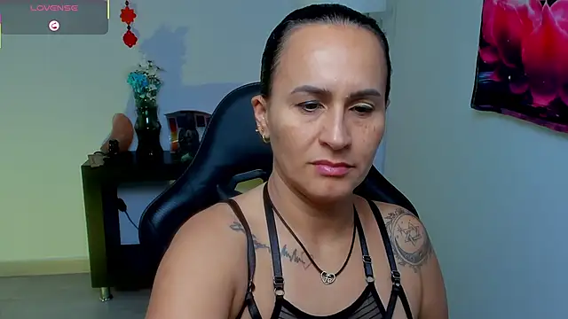 Snapshot of Sara_Charmy chatting on 06-03-26, 11:11 Sara Charmy online show from 06-03-26, 11:11