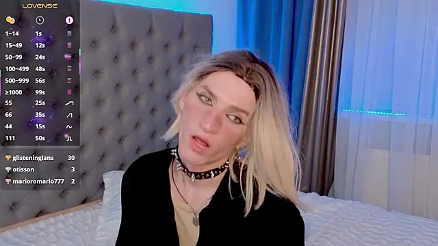 Snapshot of Limon_chik chatting on 03-22-25, 01:11 Limon chik online show from 03-22-25, 01:11