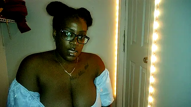 lovelyenigma365 online show from 12-16-25, 06:01