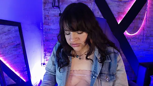 TaraTaylorr online show from 03-22-25, 06:00