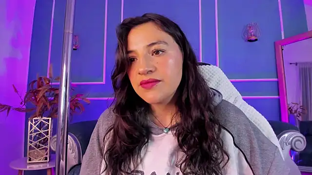 TaraTaylorr online show from 09-18-25, 02:14