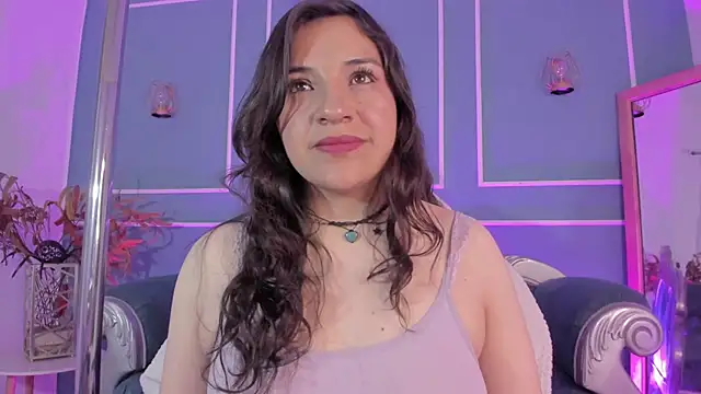 TaraTaylorr online show from 11-08-25, 02:37