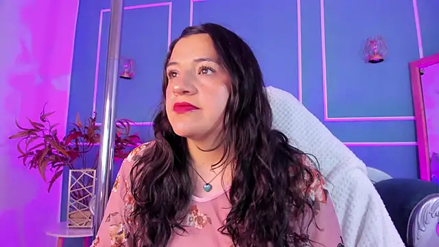 TaraTaylorr online show from 09-14-25, 02:45