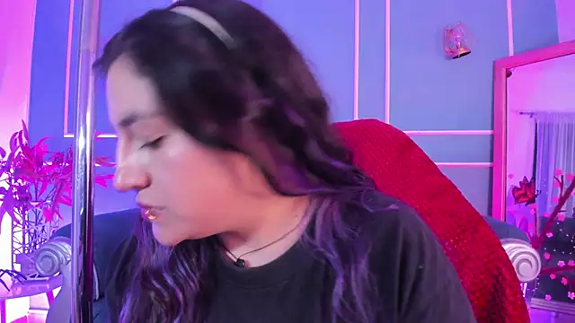 TaraTaylorr online show from 02-14-26, 07:58