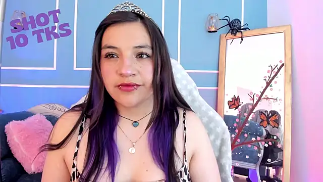 TaraTaylorr online show from 05-06-26, 03:32