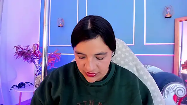 TaraTaylorr online show from 05-12-26, 03:25