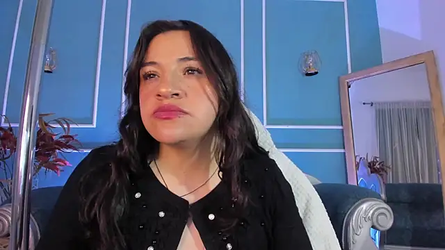 TaraTaylorr online show from 09-11-25, 02:22