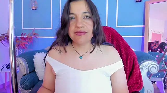 TaraTaylorr online show from 06-29-26, 10:15