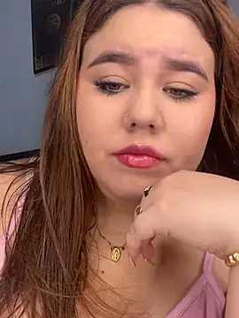 Snapshot of MadissonLee__ chatting on 06-24-26, 10:18 MadissonLee online show from 06-24-26, 10:18