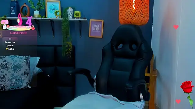 yessila parker online show from 02-24-26, 10:05