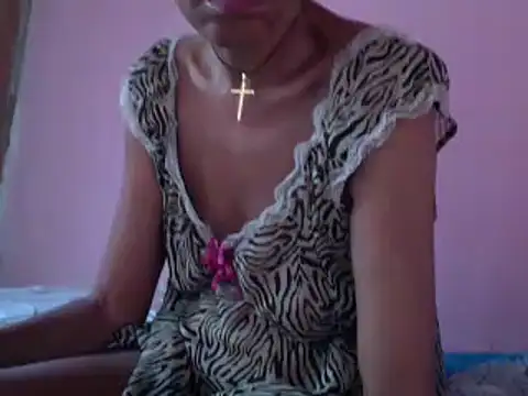 Ladyzee25 online show from 04-07-26, 11:01