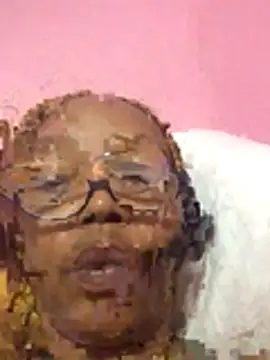 Ladyzee25 online show from 11-24-25, 04:45