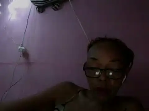 Ladyzee25 online show from 04-08-26, 12:45