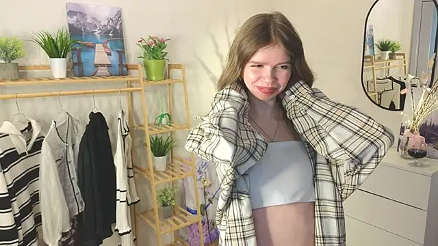 AmityDilley online show from 03-05-25, 03:51