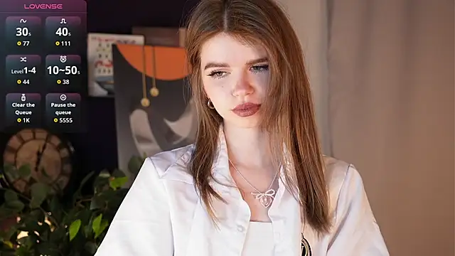 AmityDilley online show from 10-06-25, 04:13