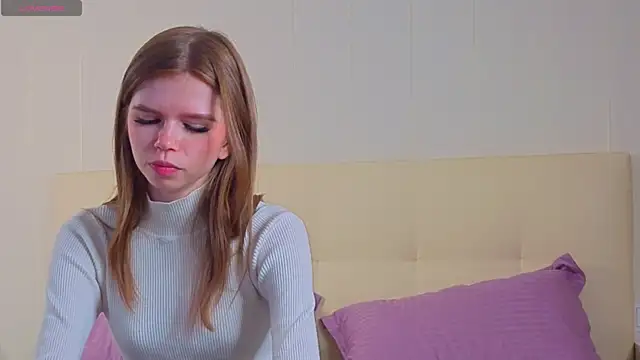 AmityDilley online show from 10-23-25, 06:12