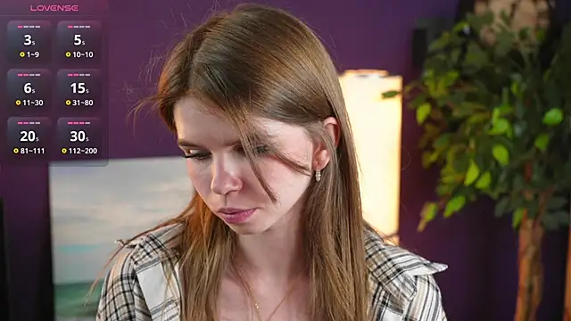 AmityDilley online show from 10-11-25, 06:14