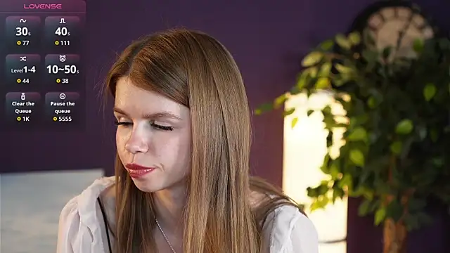 AmityDilley online show from 10-17-25, 07:44