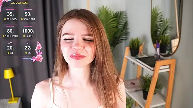 AmityDilley online show from 12-03-25, 04:06