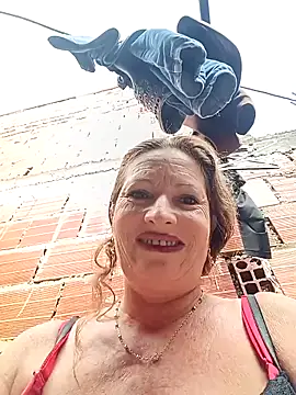 Snapshot of Sexy-Woman-Mature chatting on 10-20-25, 01:11 Sexy-Woman-Mature online show from 10-20-25, 01:11