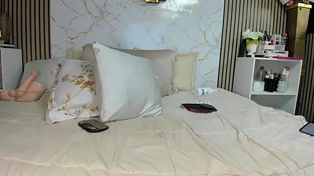missjudi online show from 05-25-26, 02:11
