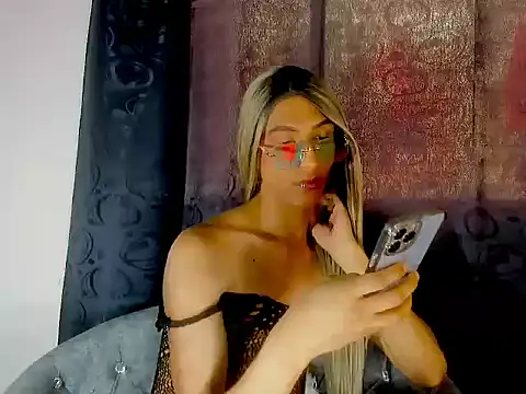 SweetDesaire1 online show from 04-07-26, 03:36