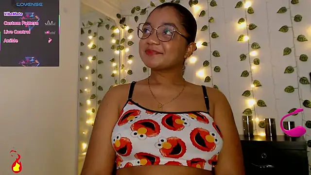 victtoria cane63 online show from 05-14-26, 10:29