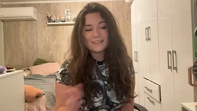 Piolapk online show from 03-14-26, 12:49