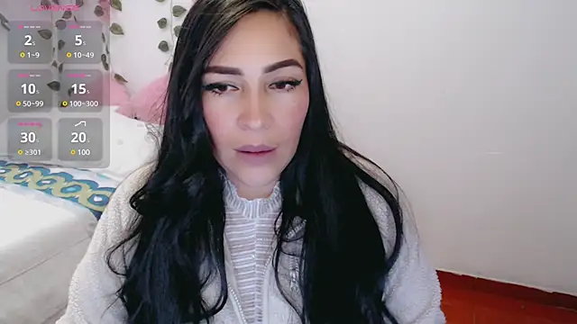 Snapshot of luna_lgomez_ chatting on 03-21-25, 11:12 luna lgomez online show from 03-21-25, 11:12