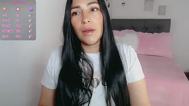 luna lgomez  online show from 03-03-26, 12:01