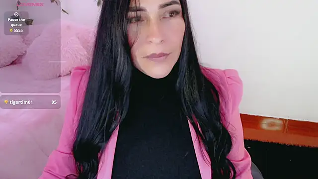 Snapshot of luna_lgomez_ chatting on 03-05-25, 12:22 luna lgomez online show from 03-05-25, 12:22