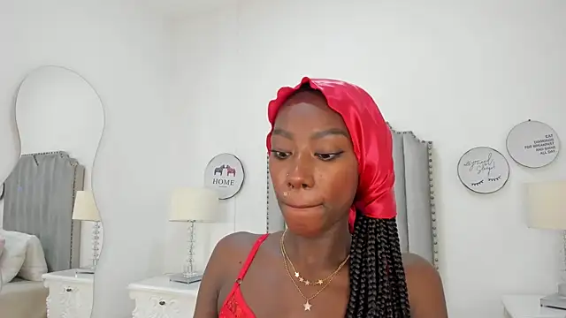 Snapshot of SamantaMarquez chatting on 11-14-25, 08:23 SamantaMarquez online show from 11-14-25, 08:23