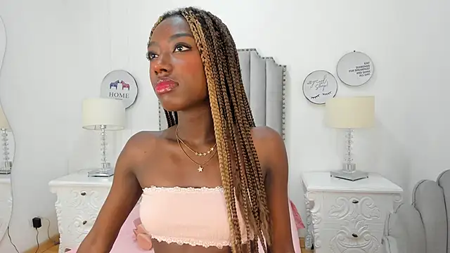 Snapshot of SamantaMarquez chatting on 09-29-25, 07:52 SamantaMarquez online show from 09-29-25, 07:52