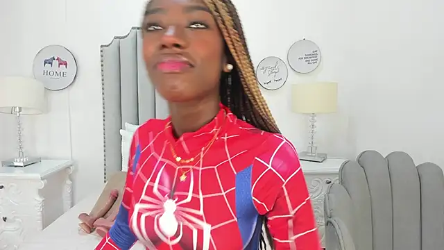 Snapshot of SamantaMarquez chatting on 10-11-25, 07:37 SamantaMarquez online show from 10-11-25, 07:37