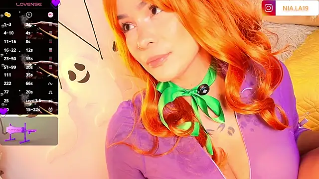 Snapshot of HotAlana_ chatting on 10-01-25, 04:11 HotAlana online show from 10-01-25, 04:11