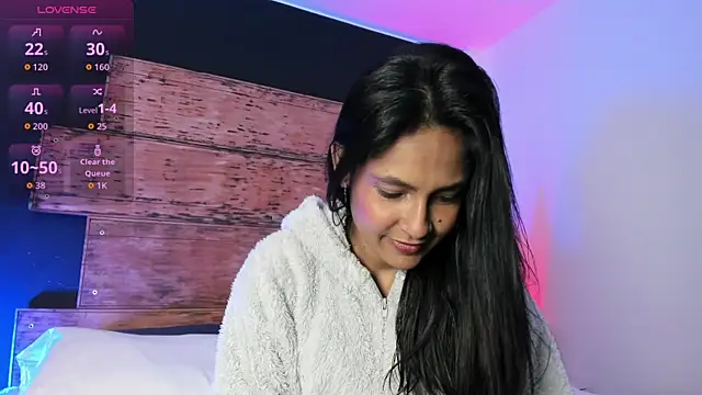 Snapshot of Fernanda_liie_ chatting on 05-22-26, 12:58 Fernanda liie online show from 05-22-26, 12:58