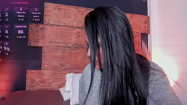 Fernanda liie  online show from 07-15-26, 12:12