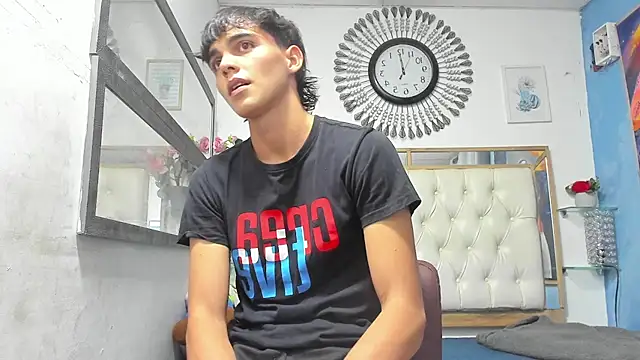 Snapshot of heiker_ chatting on 03-02-25, 02:30 heiker online show from 03-02-25, 02:30