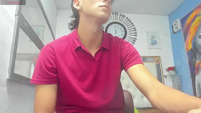 Snapshot of heiker_ chatting on 03-08-25, 02:23 heiker online show from 03-08-25, 02:23