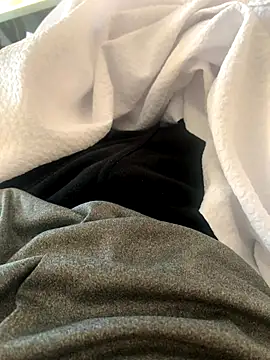 Snapshot of lucas_grass chatting on 10-25-25, 06:41 lucas grass online show from 10-25-25, 06:41