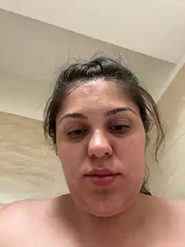 Layla- online show from 09-27-25, 10:05