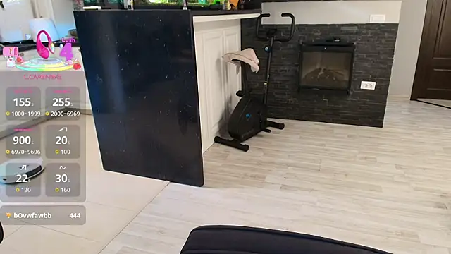 Layla- online show from 05-09-26, 11:46