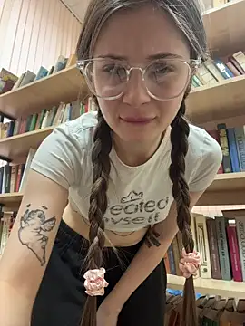 melicious  online show from 02-18-26, 06:44