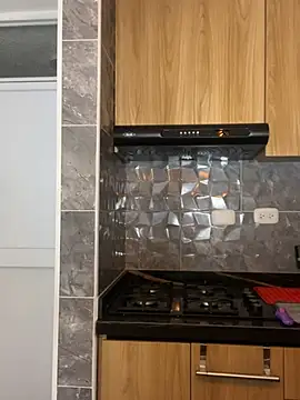 Snapshot of allison_wen chatting on 03-01-25, 03:53 allison wen online show from 03-01-25, 03:53