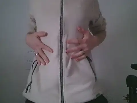 Snapshot of xy_monkeyBigCock chatting on 04-02-26, 11:39 xy monkeyBigCock online show from 04-02-26, 11:39