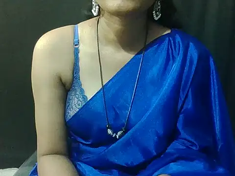 Snapshot of sugandha_bhabhi chatting on 09-17-25, 04:42 sugandha bhabhi online show from 09-17-25, 04:42