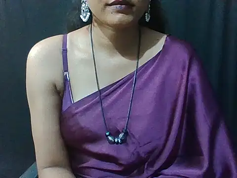 Snapshot of sugandha_bhabhi chatting on 10-07-25, 05:36 sugandha bhabhi online show from 10-07-25, 05:36