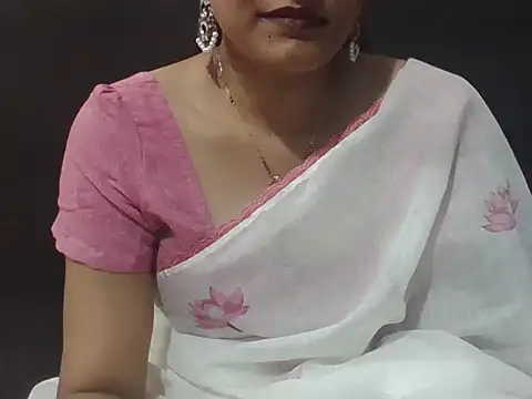 Snapshot of sugandha_bhabhi chatting on 06-25-26, 05:07 sugandha bhabhi online show from 06-25-26, 05:07